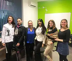 Екипът на учители в Учител.com в обща снимка